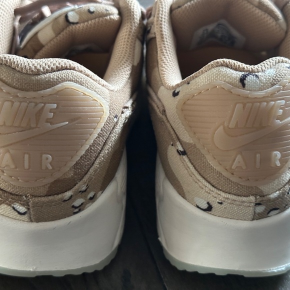 Nike Camo Air Max - Picture 3 of 6